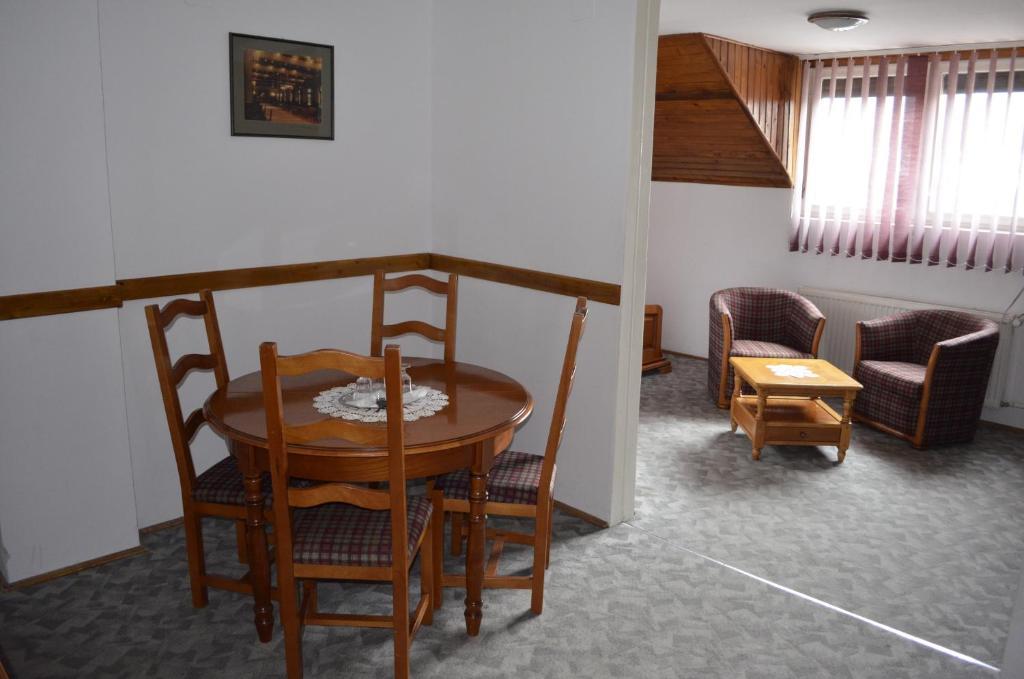 Pension Tip-Top Târgu-Mureş Habitación foto
